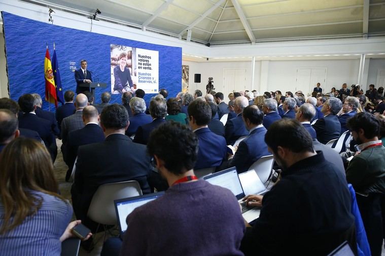 Sánchez presenta un plan de 14.100 millones para contrarrestar aranceles de EE.UU