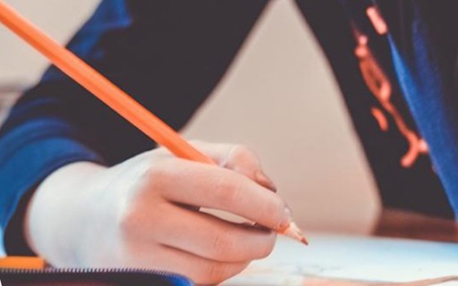 Récord histórico en solicitudes de becas para el curso 2025-2026