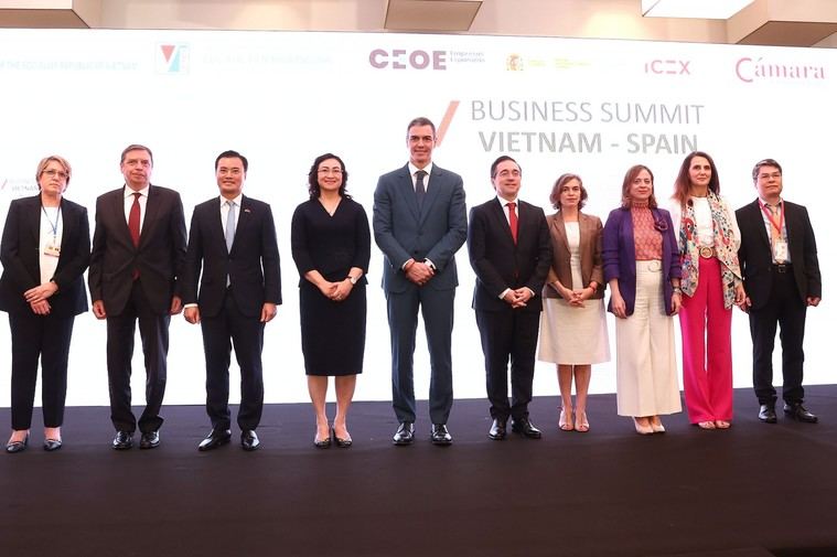 Sánchez resalta el potencial de las empresas españolas en Vietnam