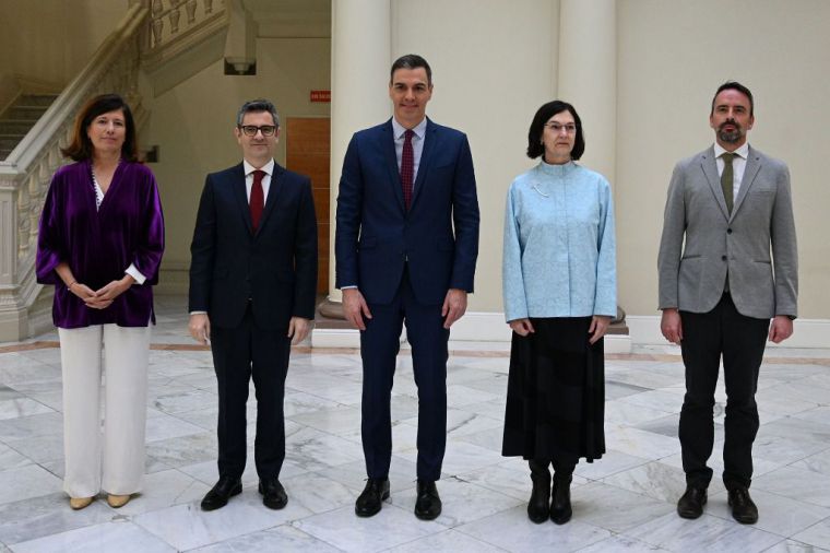 Pedro Sánchez apuesta por un Comité de expertos para la generación de un 'entorno digital seguro para la juventud y la infancia'