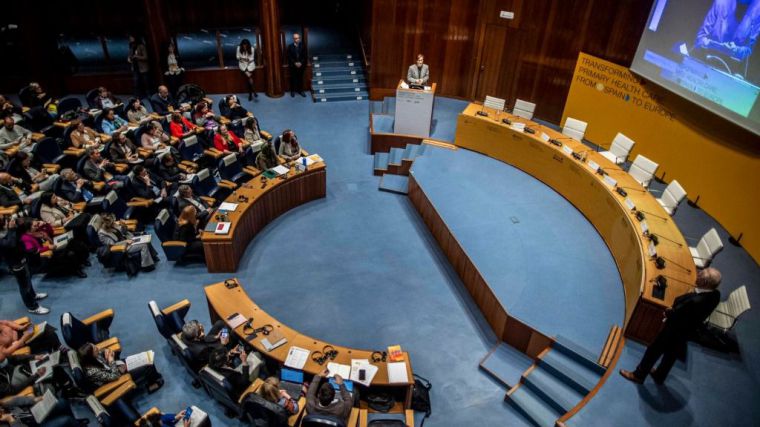 García destaca la necesidad de reforzar la Atención Primaria para hacer más resiliente el sistema sanitario