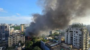 Bangladesh enfrenta una crisis política tras la dimisión de la primera ministra