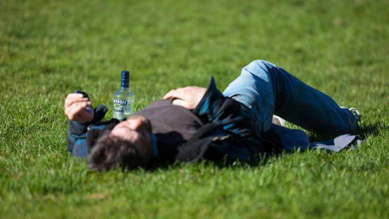 Refrescos milagrosos para la resaca: Una ilusión peligrosa