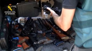 Desmantelada en Cáceres una organización ilícita con más de 80 armas y numerosa munición