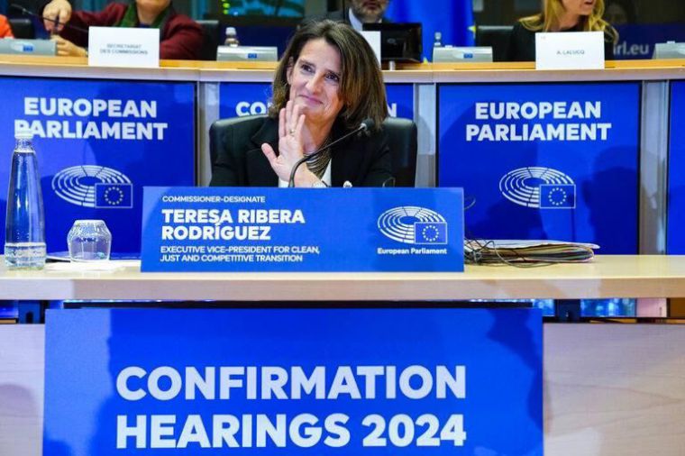 Von der Leyen respalda a Teresa Ribera como vicepresidenta