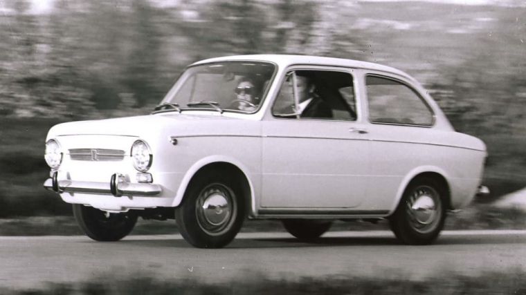 El Fiat 850 celebra su 60 aniversario como un clásico polifacético