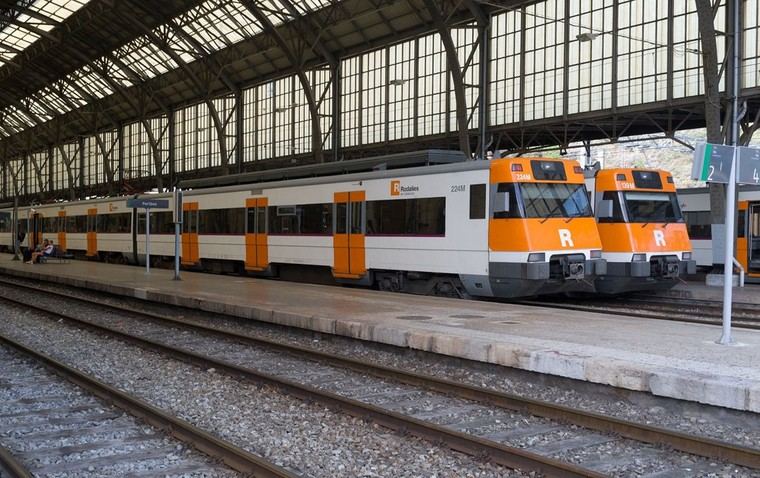 Gratuidad en transporte público para menores de 15 años y grandes descuentos para otros usuarios