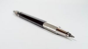 Productos esenciales en la oficina y consejos para comprarlos