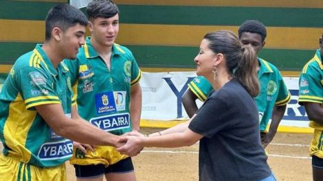 Sira Rego destaca la solidaridad canaria en la integración de migrantes menores