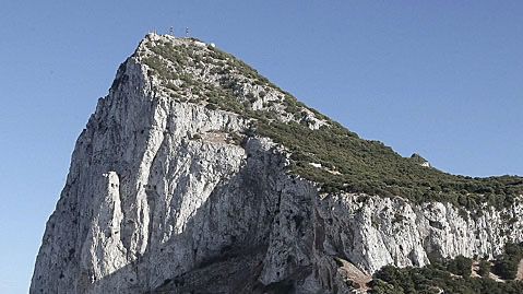 CCOO y UGT piden protección para trabajadores en el acuerdo España-Reino Unido sobre Gibraltar