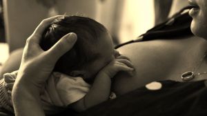La lactancia materna exclusiva alcanza un récord del 47% en bebés de seis meses en España