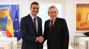 Sánchez se reúne con Gordon Brown, enviado del Reino Unido para finanzas globales