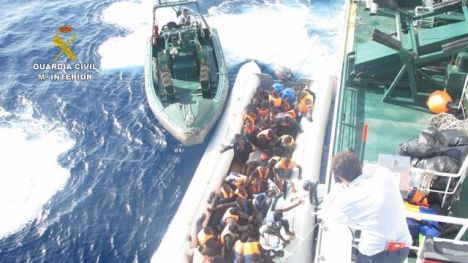 La Guardia Civil rescata a 133 inmigrantes en la costa de Libia