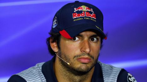 Carlos Sainz 'en manos de Red Bull'