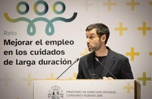 Mejorar las condiciones laborales, clave para el futuro de la Dependencia según Bustinduy