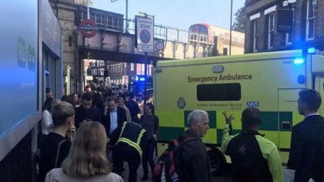 Explosión en el metro de Londres: Las autoridades lo investigan como atentado terrorista
