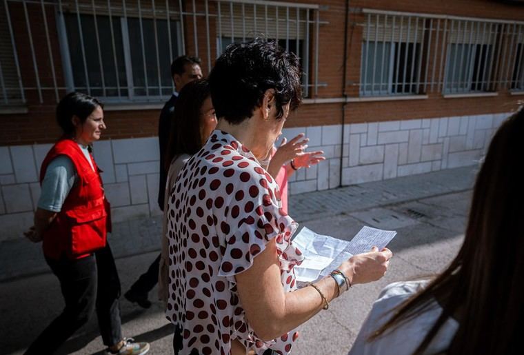 Elma Saiz conmemora el Día del Refugiado en Carabanchel