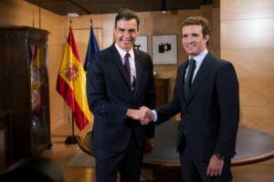 Casado: “Es el Gobierno de Pedro Sánchez quien tiene la responsabilidad de desbloquear el proceso de investidura”