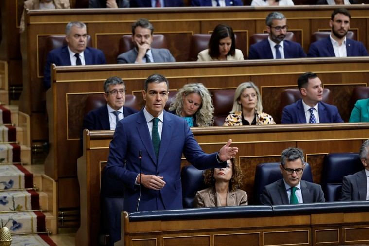 Sánchez destaca el crecimiento económico de España en el Congreso