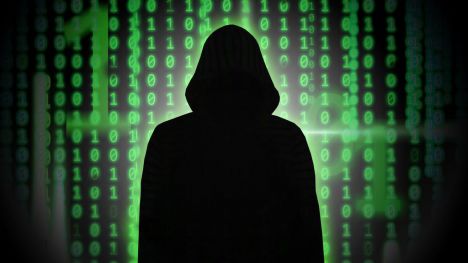 Hackeaba redes wifi para descargar material pedófilo
