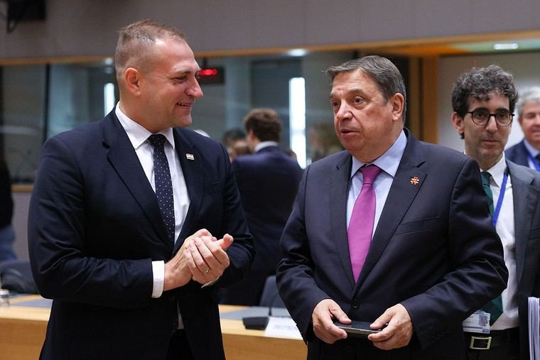 Planas defiende la singularidad y financiación de la PAC en Europa