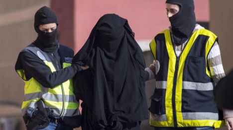 Detenidos cinco presuntos yihadistas que pretendían atentar en España