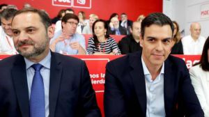 Ábalos presentará la moción de censura socialista contra Rajoy