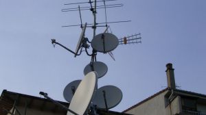 Desmantelado en Barcelona un centro de distribución de señal 'pirata' de televisión por IPTV