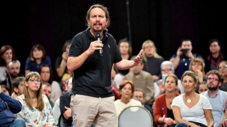 Iglesias declara su 'orgullo' por compartir ideas con la militancia del PSOE