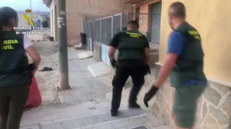 Liberada una mujer que sufría malos tratos y estaba retenida en su domicilio