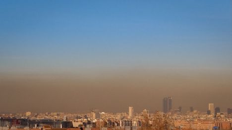 La contaminación del aire baja al mínimo de la década en España