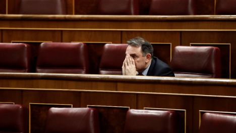 Enrique Santiago da en el Congreso un 'repaso' legal y político a Vox