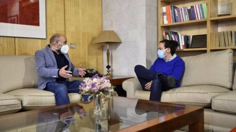 Pablo Iglesias se reúne con el BNG de cara a los PGE