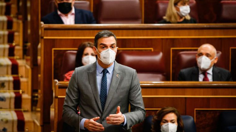 Sánchez pide afrontar con 'más unidad' y acuerdo la lucha contra la pandemia