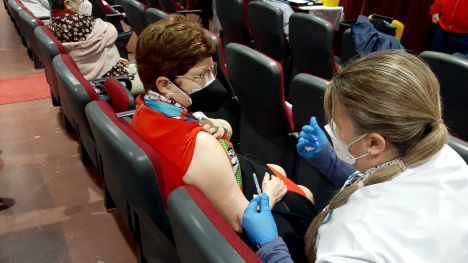 Ceuta reanudará la vacunación a los mayores a partir del 22 de marzo por falta de dosis