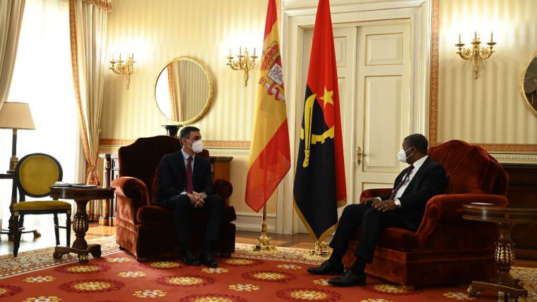 Sánchez defiende en Angola la asociación estratégica de España con África