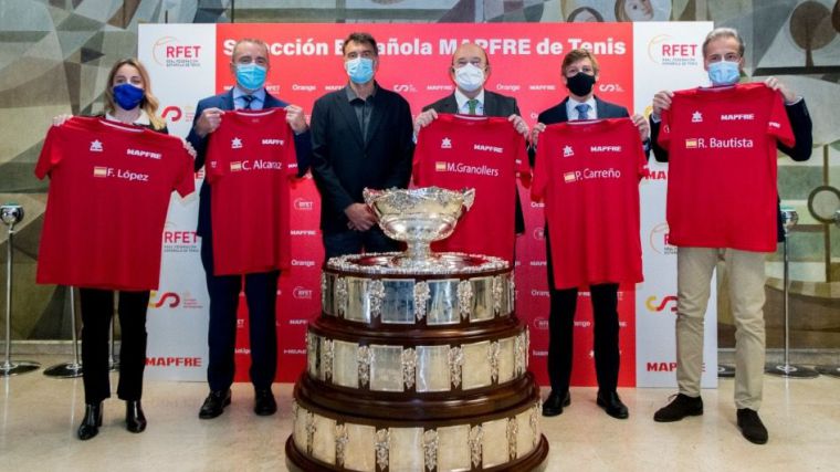 El presidente del CSD, José Manuel Franco; el Viceconsejero de Deportes de la Comunidad de Madrid, Alberto Tomé; la Delegada de Cultura, Turismo y Deportes del Ayuntamiento de Madrid, Andrea Levy; y el presidente de la Real Federación Española de Tenis (RFET), Miguel Díaz.