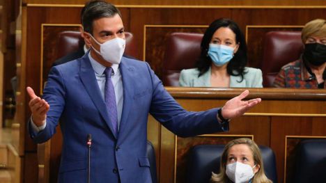 Sánchez defiende los logros del Gobierno y anuncia el debate sobre el estado de la nación para 2022