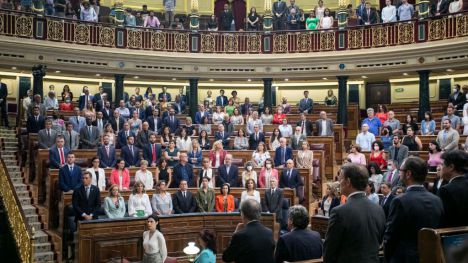 Gómez al PP: 'Pasarán a la historia por estar en el lado oscuro cuando España más les necesitaba'