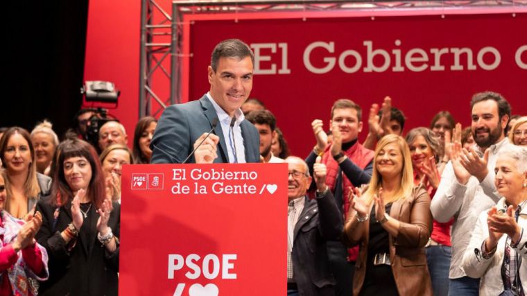 Sánchez: 'Tenemos una oposición sin solución y sin ninguna educación'