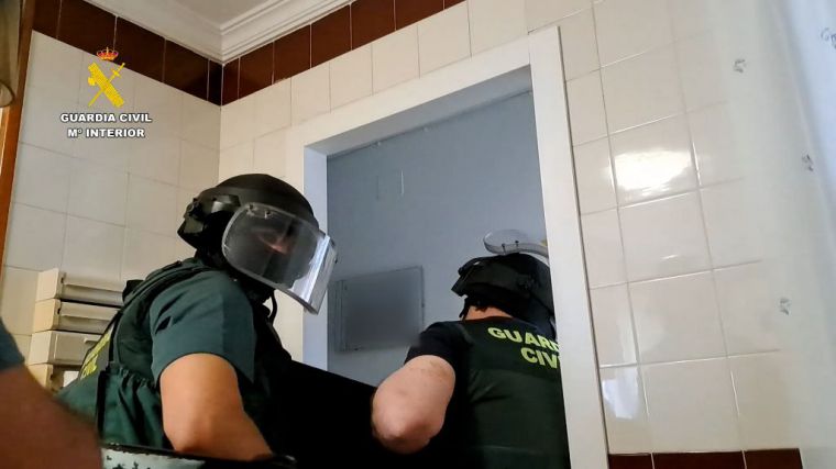 Detenido un hombre que se había atrincherado con un machete después de amenazar de muerte a su pareja en Gran Canaria