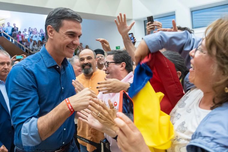 Sánchez: 'Feijóo está instalado en la mentira y el PSOE, en la remontada'