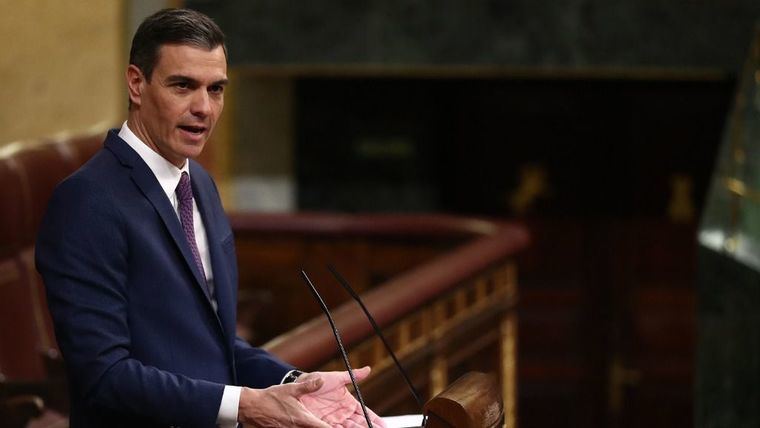 Sánchez se reivindica ante PP y Vox: 'Nosotros somos tan españoles como ustedes'