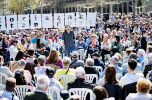 Iglesias: “Si gobernamos, los bancos van a devolver euro por euro a las familias”