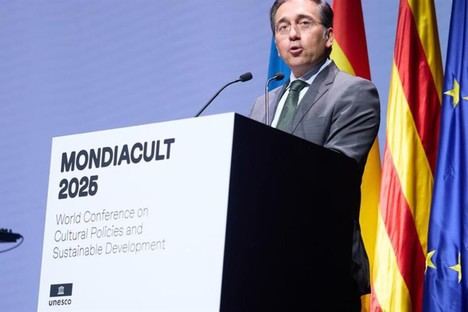 Albares aboga por restaurar el patrimonio ucraniano en Mondiacult 2025