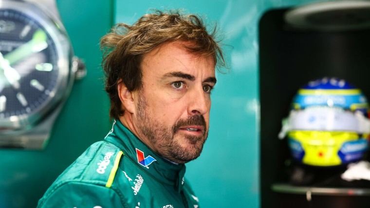 Alonso sufre por mala suerte en Imola a pesar de mejoras en Aston Martin