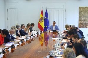 Bolaños se reúne con el Consejo de Seguridad Nacional para evaluar la situación en Ceuta