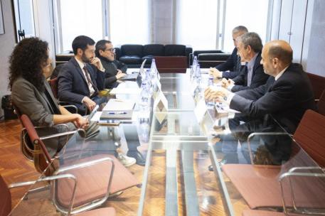 Bustinduy y Zapatero discuten empleo y discapacidad en reunión clave