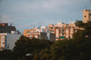 Consumo sanciona a portal inmobiliario por prácticas desleales y supervisará nuevas normativas
