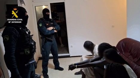 Desarticulada en Gran Canaria una red que explotaba a menores subsaharianas